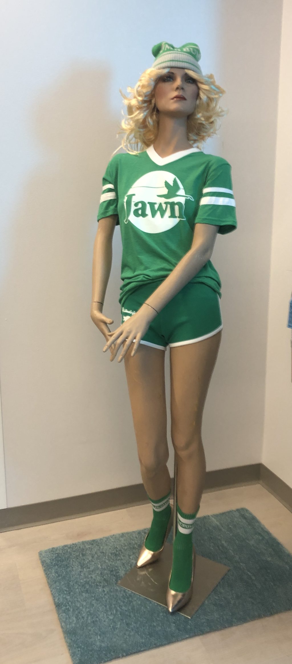 How the 'Mannequin' from the movie got brought back home to the new Philadelphia Fashion