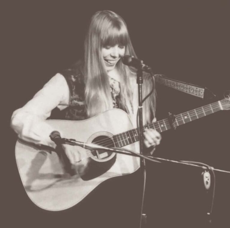 Joni Mitchell in Philly The Early Years dosage MAGAZINE
