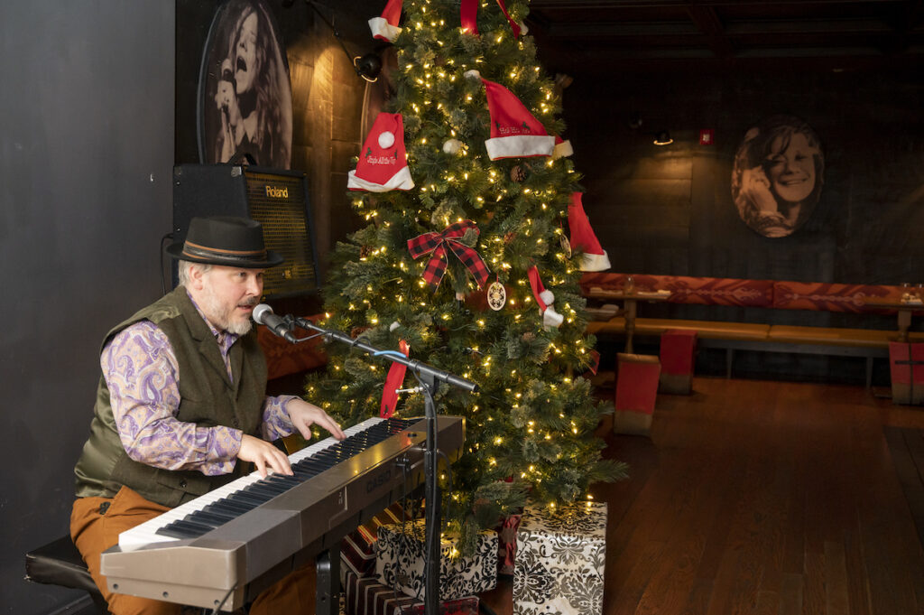 Holiday Blues Brunch at The Twisted Tail