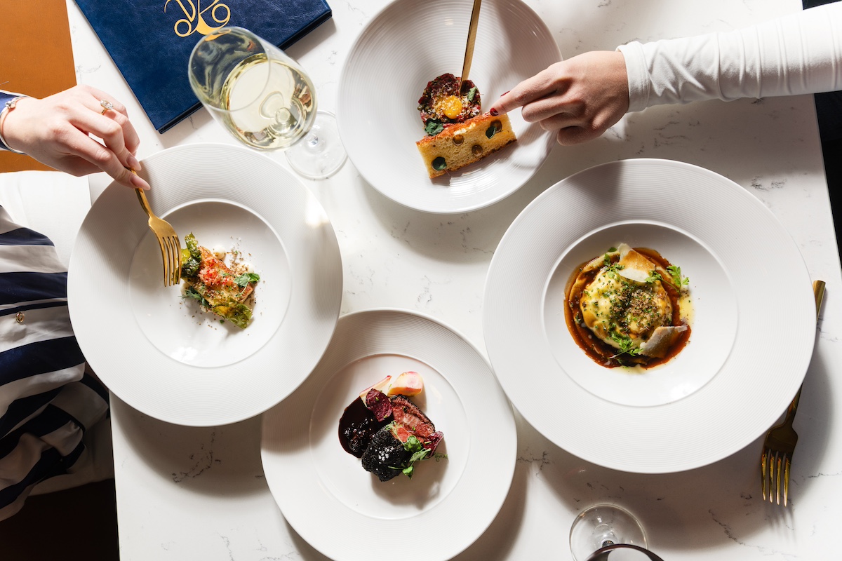 Cantina Casetto At The Table