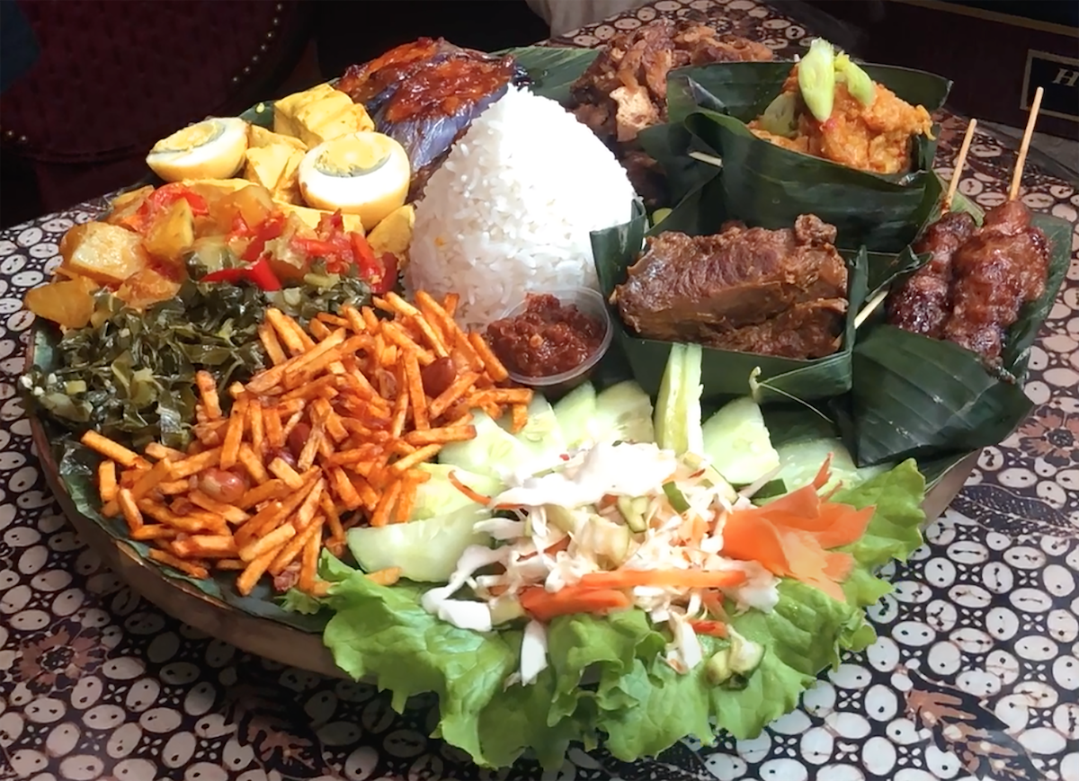 Sambal Rice Rice & Sambal Residency at Dankbaar | dosage MAGAZINE
