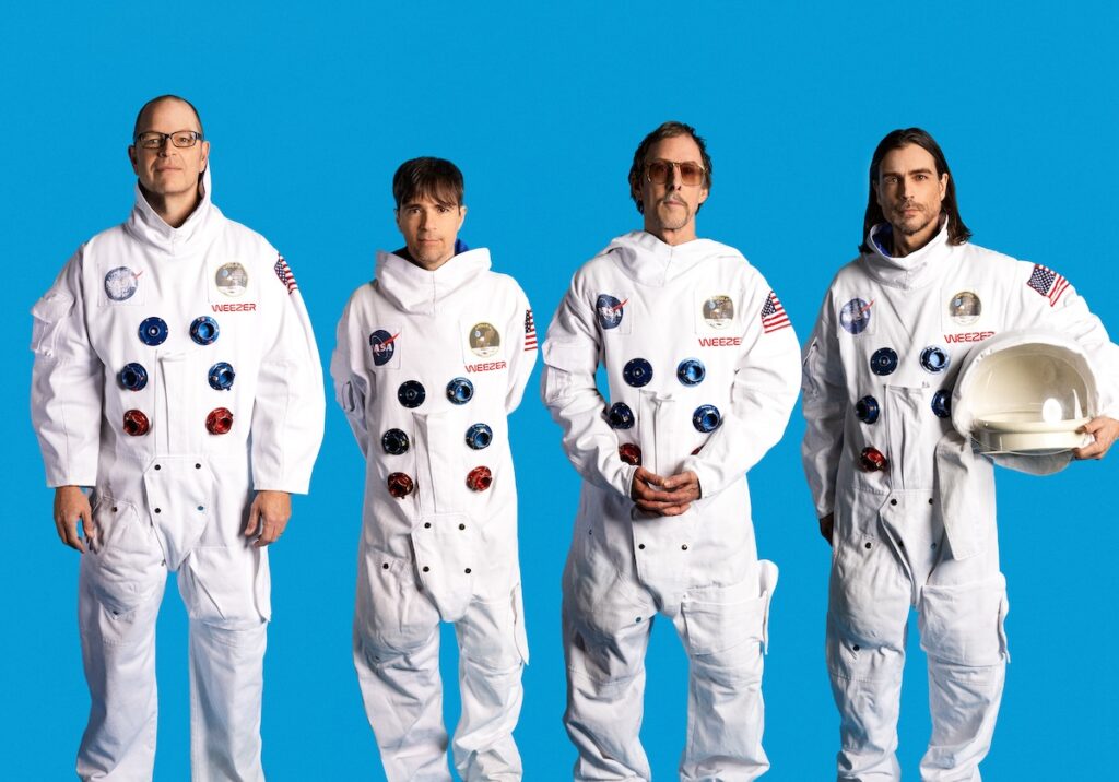 Weezer Celebrates the Blue Album with a North American Tour
