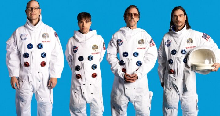 Weezer Celebrates the Blue Album with a North American Tour