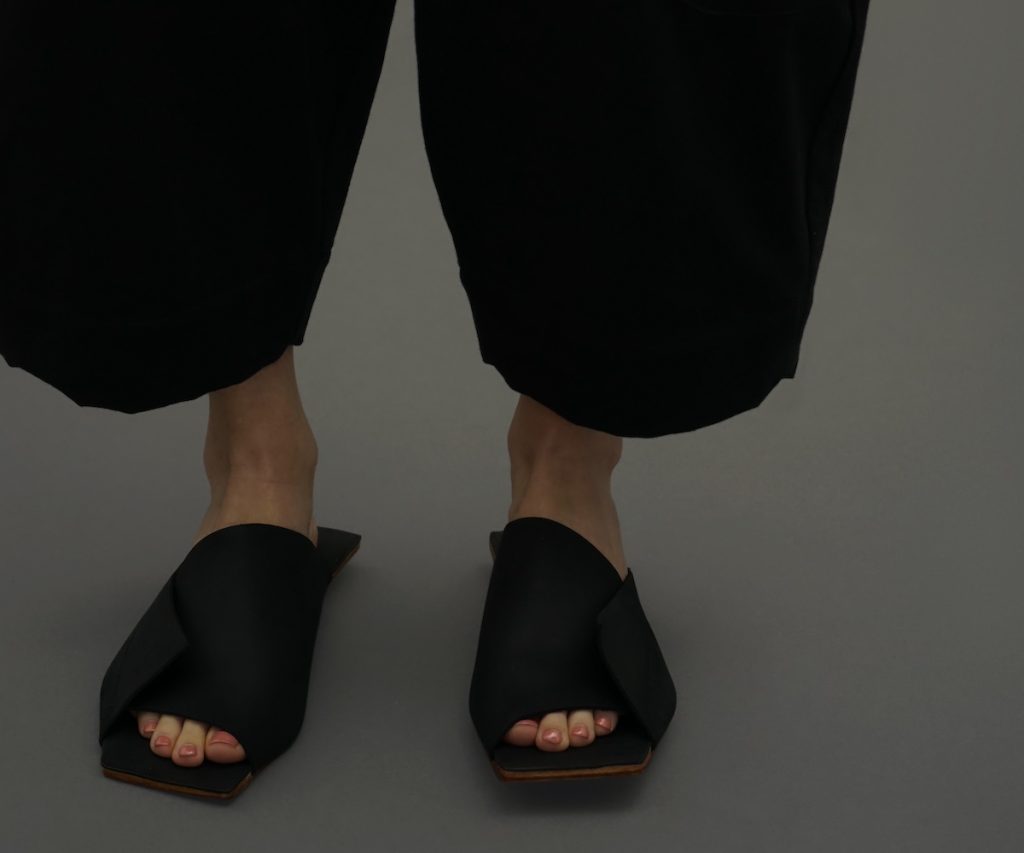 Amos Leather Slippers by NINObrand
