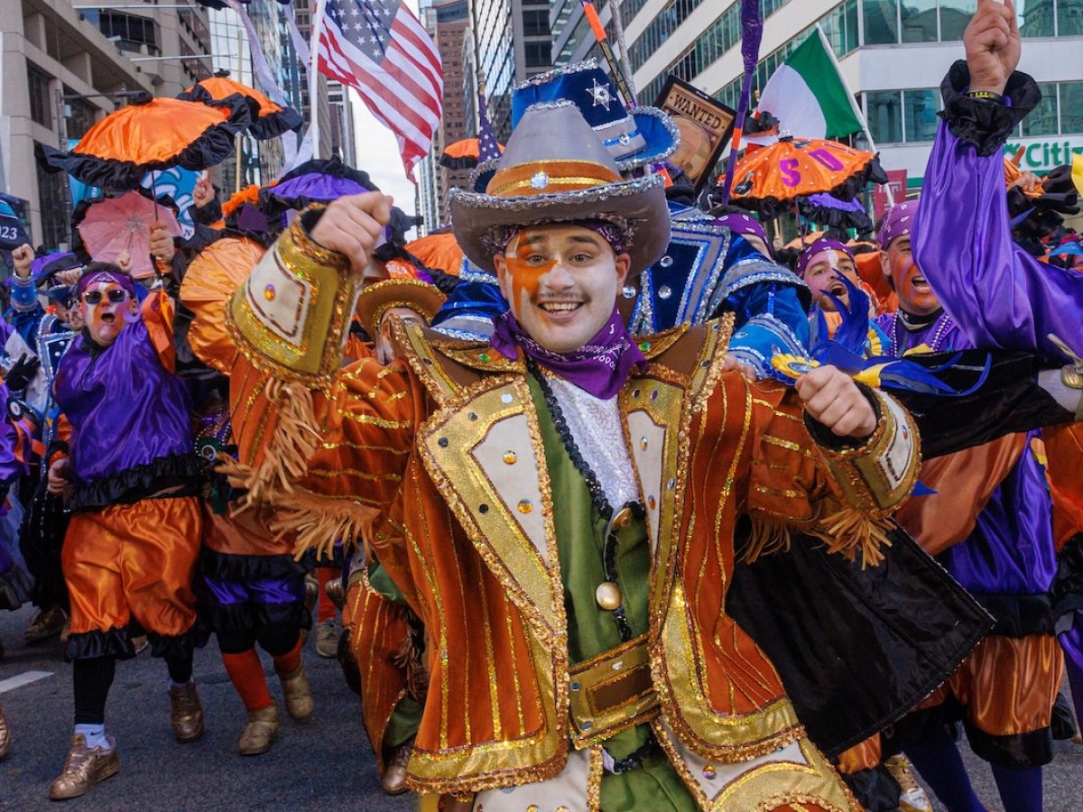 はち✨parade Part II Mummers-Parade-125th-