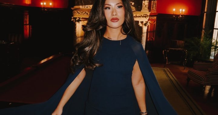 Grace Nenow: Connected