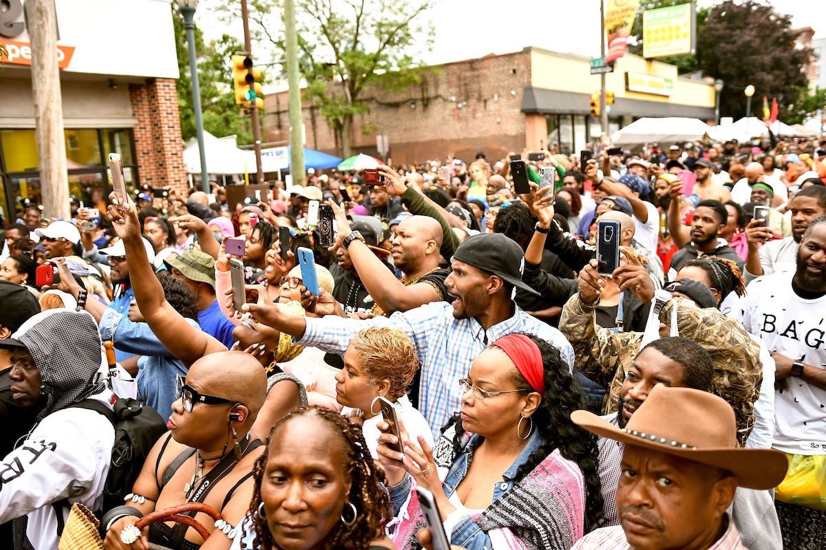 ODUNDE Festival 2026 Brings Bell Biv DeVoe and a Week of Celebration to South Philadelphia 2 Festival attendees gather at the ODUNDE Festival 2026 to watch a performance on South Street in South Philadelphia.