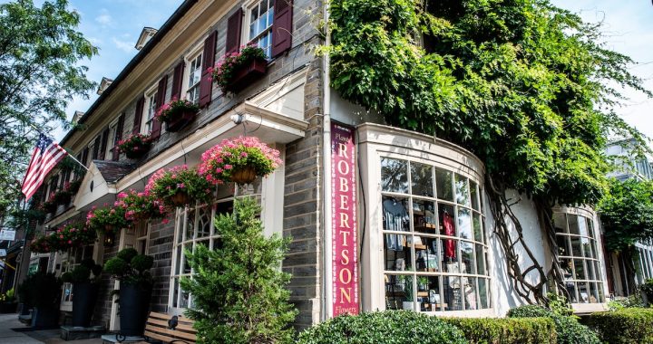 Robertson’s Flowers and Events Opens Its First Center City Storefront