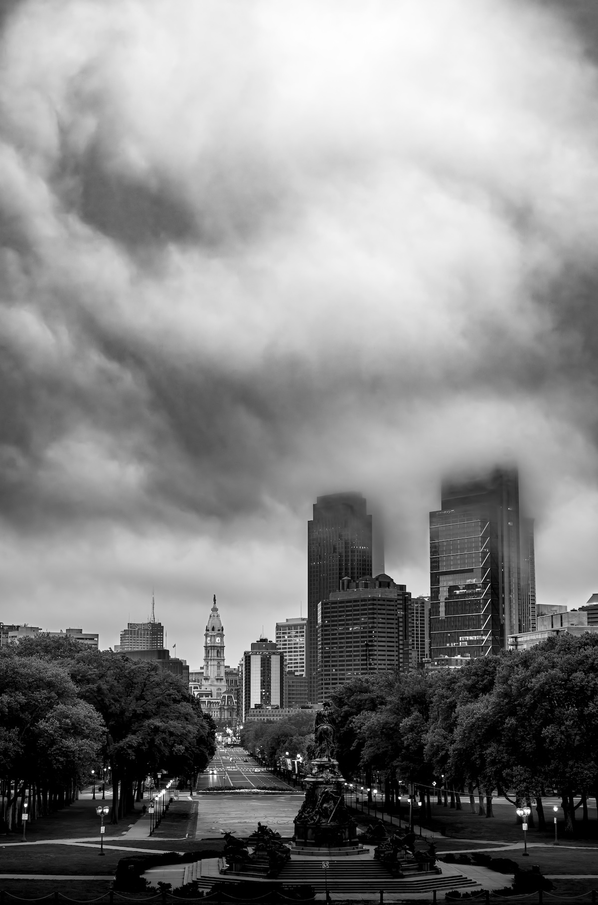 Raymond Carballada Photographed One Philadelphia Skyline for 31 Sunrises 4 The Poetry of First Light exhibition