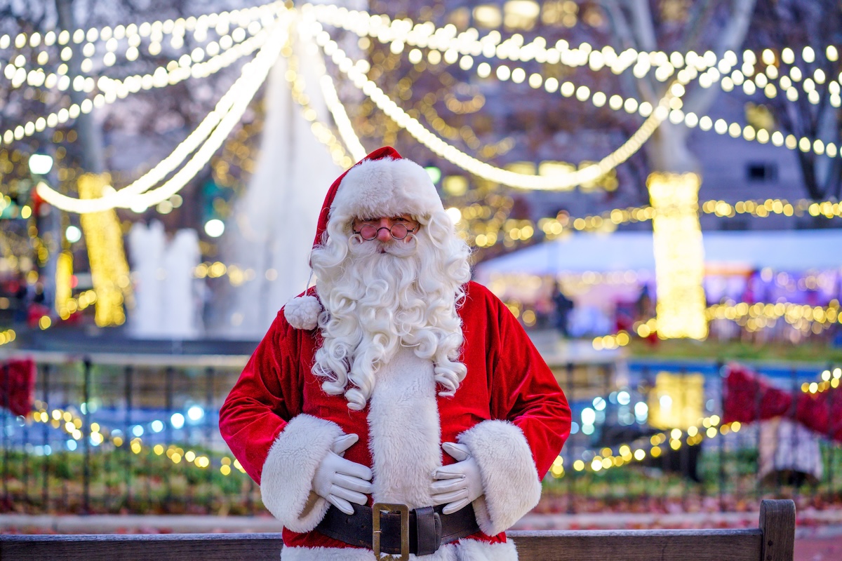 Holidays in Franklin Square Brings a Free Light Show, Curling and Mini Golf Back to the Park 4 Holidays in Franklin Square